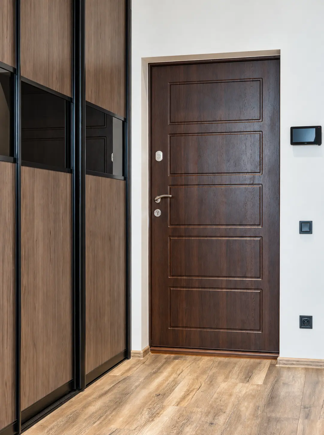 Door installation service