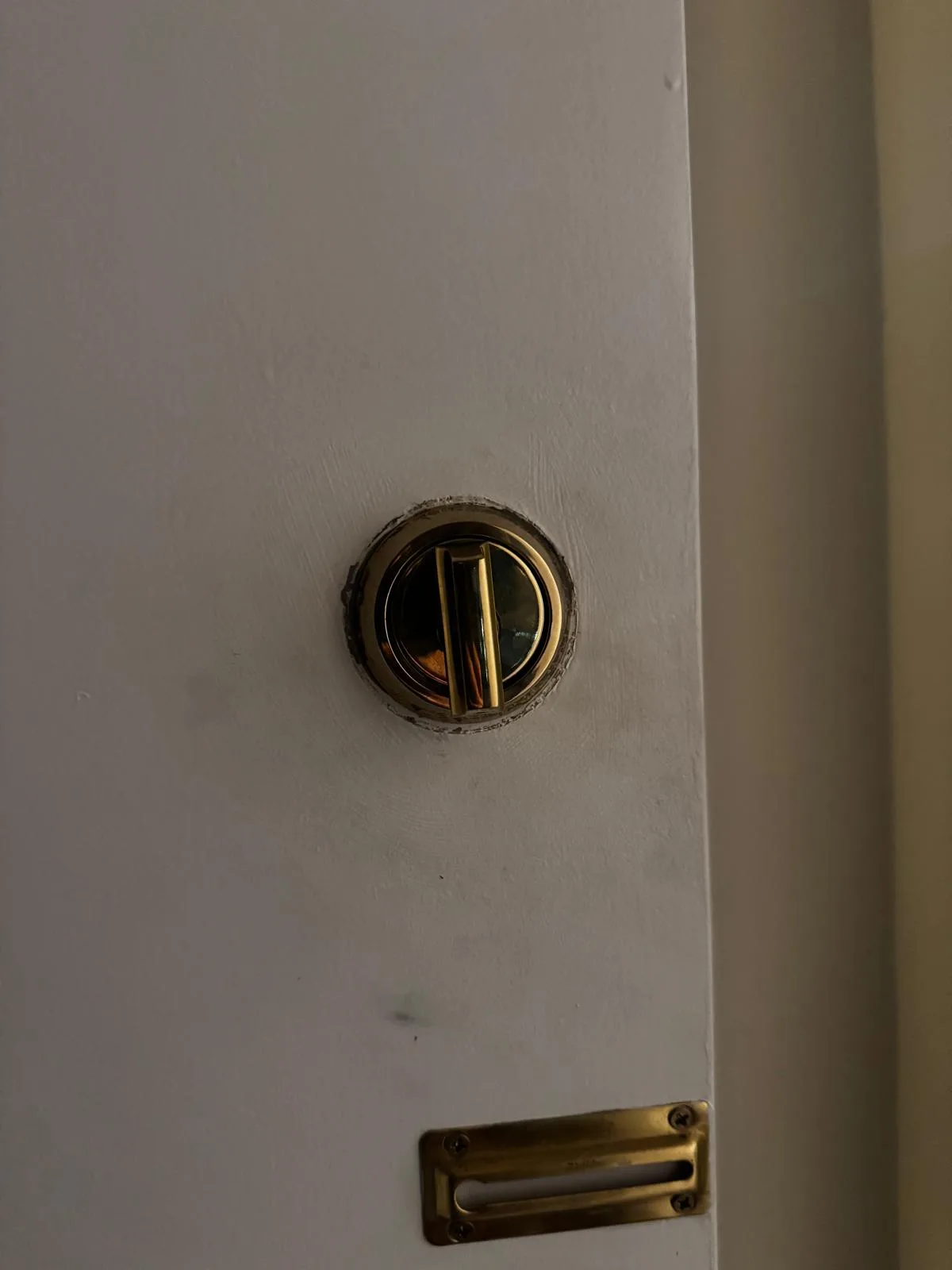 Deadbolt cylinder removal